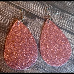 BRAND NEW TEAR DROP VALENTINE’s DAY EARRINGS